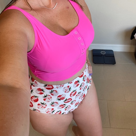 Wholesale Special 10 in the lot Swim Sale - Picture 1 of 3